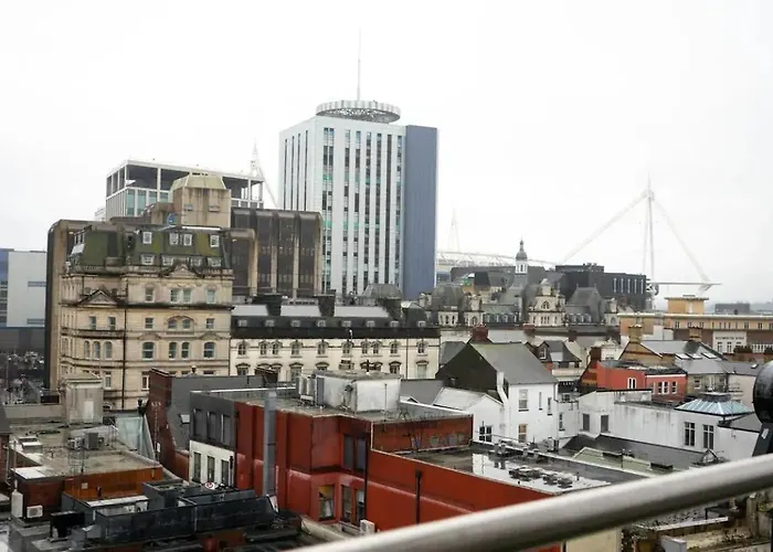 Central Cardiff Lux Penthouse W/Roof Terrace